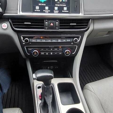 Синій Кіа Оптіма, об'ємом двигуна 2 л та пробігом 56 тис. км за 17950 $, фото 5 на Automoto.ua