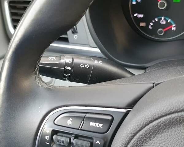 Синій Кіа Оптіма, об'ємом двигуна 2 л та пробігом 140 тис. км за 16500 $, фото 52 на Automoto.ua