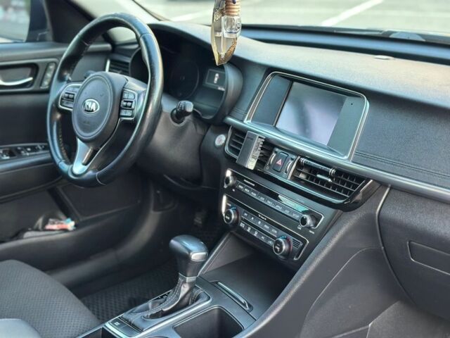 Синий Киа Оптима, объемом двигателя 2 л и пробегом 138 тыс. км за 14800 $, фото 7 на Automoto.ua