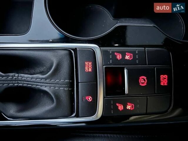 Кіа Оптіма 2017 у Одесі на Automoto.ua Синій Кіа Оптіма, об'ємом двигуна 2 л та пробігом 105 тис. км за 18700 $, фото 29 на Automoto.ua