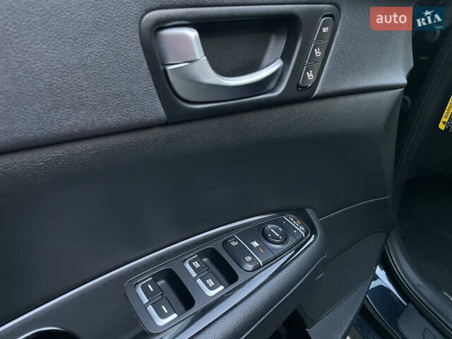 Синий Киа Оптима, объемом двигателя 0 л и пробегом 102 тыс. км за 18500 $, фото 11 на Automoto.ua