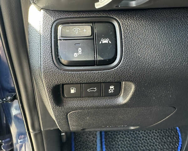 Синий Киа Оптима, объемом двигателя 2 л и пробегом 80 тыс. км за 17500 $, фото 6 на Automoto.ua