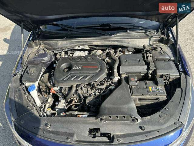 Синий Киа Оптима, объемом двигателя 2 л и пробегом 80 тыс. км за 17500 $, фото 7 на Automoto.ua