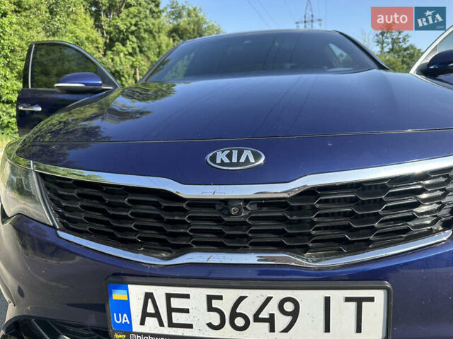 Синий Киа Оптима, объемом двигателя 2 л и пробегом 80 тыс. км за 17500 $, фото 25 на Automoto.ua
