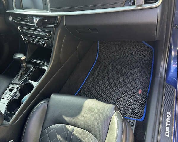 Синий Киа Оптима, объемом двигателя 2 л и пробегом 80 тыс. км за 17500 $, фото 13 на Automoto.ua