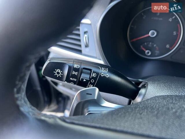 Синий Киа Оптима, объемом двигателя 1.7 л и пробегом 141 тыс. км за 14800 $, фото 44 на Automoto.ua