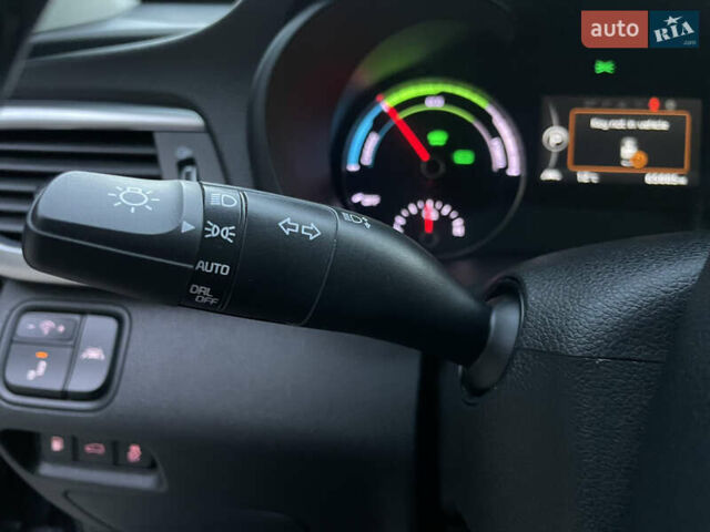 Синий Киа Оптима, объемом двигателя 0 л и пробегом 102 тыс. км за 18500 $, фото 16 на Automoto.ua