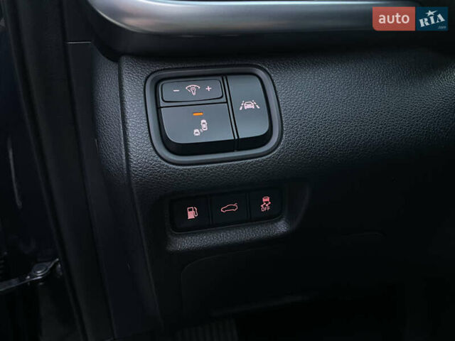 Синий Киа Оптима, объемом двигателя 0 л и пробегом 102 тыс. км за 18500 $, фото 14 на Automoto.ua