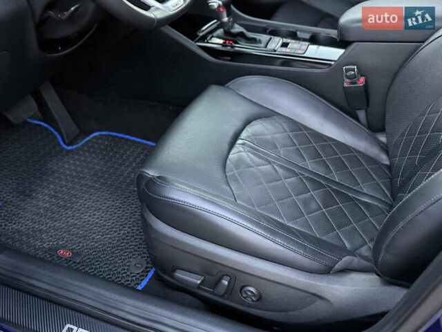 Синий Киа Оптима, объемом двигателя 2 л и пробегом 80 тыс. км за 17500 $, фото 30 на Automoto.ua