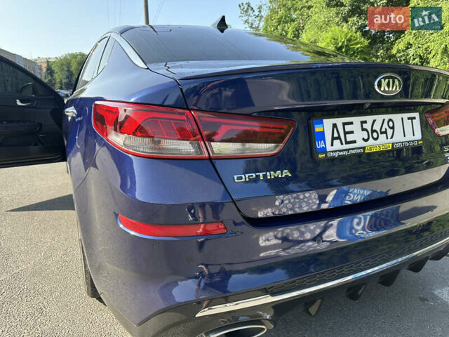 Синий Киа Оптима, объемом двигателя 2 л и пробегом 80 тыс. км за 17500 $, фото 19 на Automoto.ua
