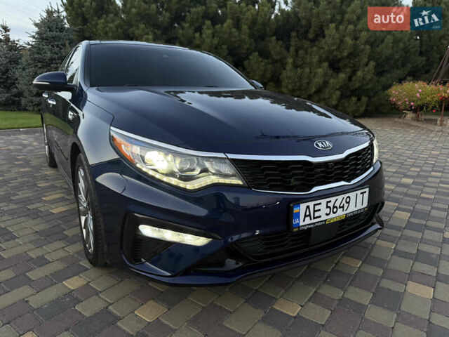 Синий Киа Оптима, объемом двигателя 2 л и пробегом 80 тыс. км за 17500 $, фото 50 на Automoto.ua