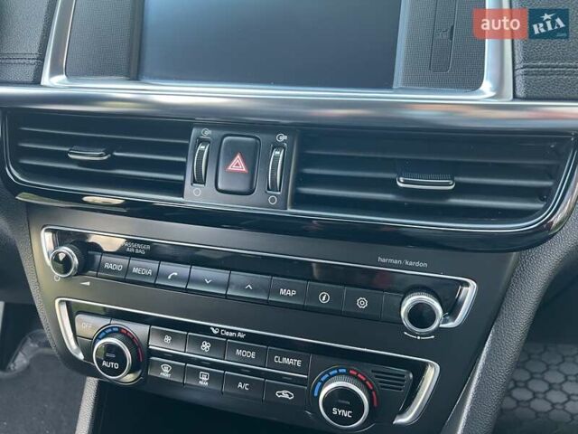 Синий Киа Оптима, объемом двигателя 1.7 л и пробегом 141 тыс. км за 14800 $, фото 13 на Automoto.ua