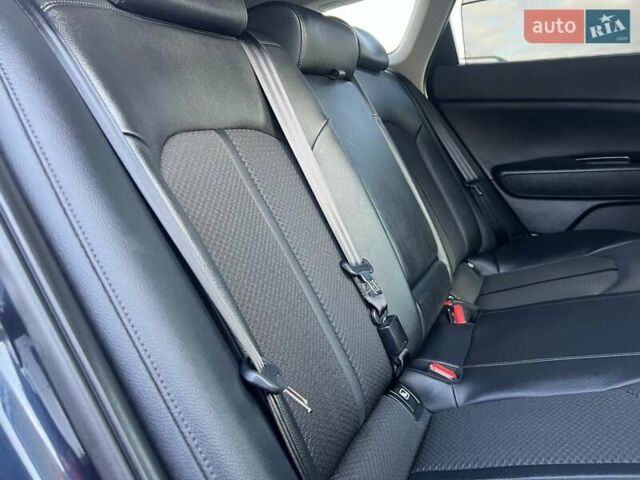 Синий Киа Оптима, объемом двигателя 1.7 л и пробегом 141 тыс. км за 14800 $, фото 22 на Automoto.ua