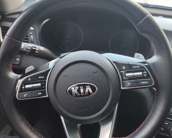 Синий Киа Оптима, объемом двигателя 2 л и пробегом 65 тыс. км за 17100 $, фото 3 на Automoto.ua