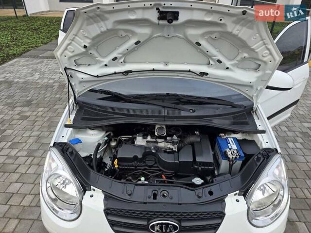 Белый Киа Пиканто, объемом двигателя 1.09 л и пробегом 111 тыс. км за 6900 $, фото 15 на Automoto.ua