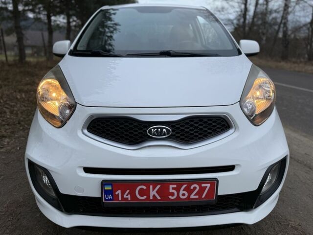 Білий Кіа Піканто, об'ємом двигуна 1 л та пробігом 130 тис. км за 5800 $, фото 2 на Automoto.ua