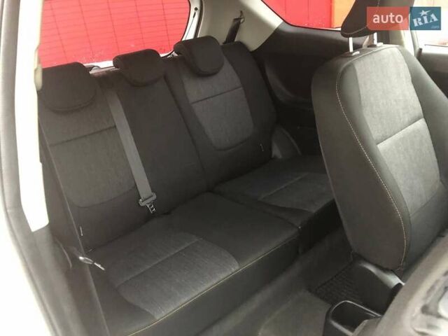 Белый Киа Пиканто, объемом двигателя 1 л и пробегом 150 тыс. км за 5990 $, фото 8 на Automoto.ua