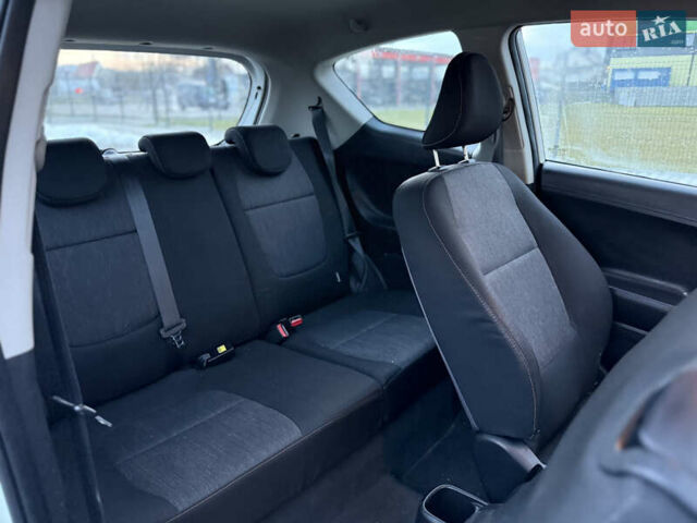 Білий Кіа Піканто, об'ємом двигуна 1.09 л та пробігом 132 тис. км за 5800 $, фото 18 на Automoto.ua