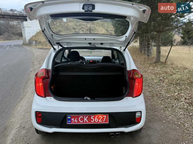 Білий Кіа Піканто, об'ємом двигуна 1.09 л та пробігом 132 тис. км за 5800 $, фото 47 на Automoto.ua