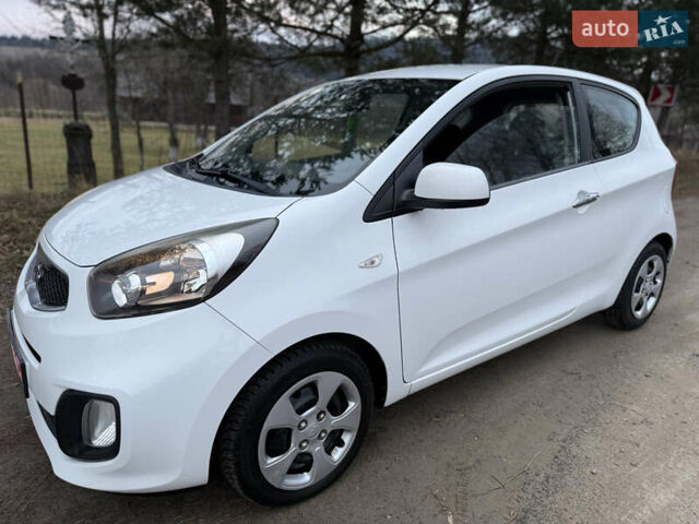 Білий Кіа Піканто, об'ємом двигуна 1.09 л та пробігом 132 тис. км за 5800 $, фото 3 на Automoto.ua