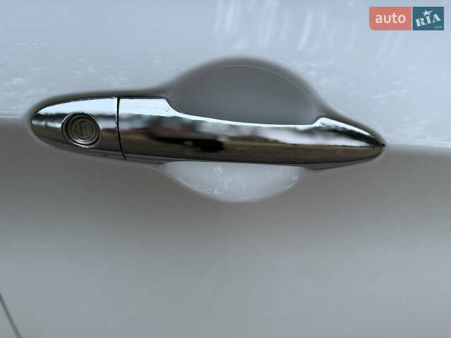 Білий Кіа Піканто, об'ємом двигуна 1.09 л та пробігом 132 тис. км за 5800 $, фото 38 на Automoto.ua