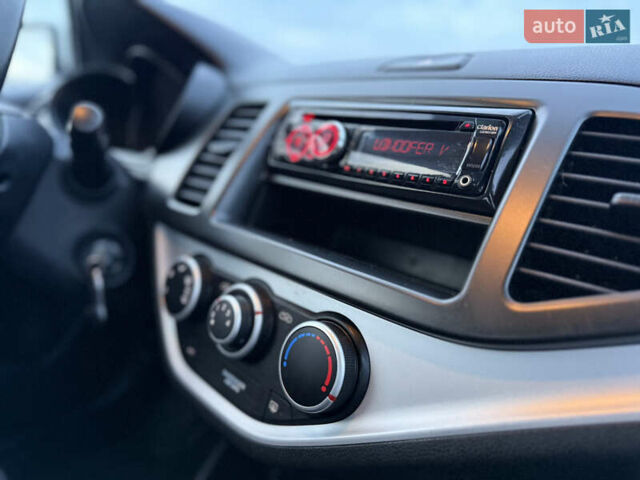 Білий Кіа Піканто, об'ємом двигуна 1.09 л та пробігом 132 тис. км за 5800 $, фото 15 на Automoto.ua