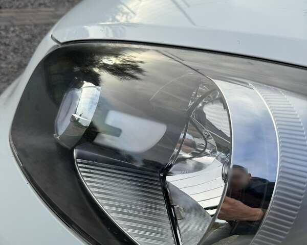 Кіа Піканто 2014 у Южне (Південне) на Automoto.ua Білий Кіа Піканто, об'ємом двигуна 1.2 л та пробігом 92 тис. км за 8300 $, фото 10 на Automoto.ua