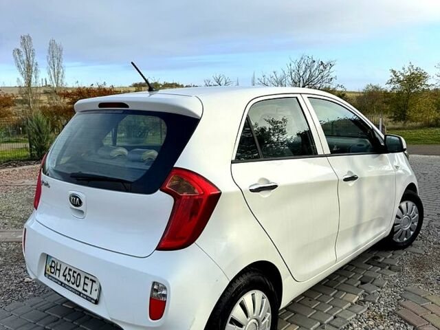 Кіа Піканто 2014 у Одесі на Automoto.ua Білий Кіа Піканто, об'ємом двигуна 1.2 л та пробігом 92 тис. км за 8300 $, фото 4 на Automoto.ua