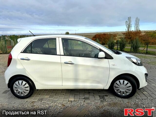 Кіа Піканто 2014 у Одесі на Automoto.ua Білий Кіа Піканто, об'ємом двигуна 1.2 л та пробігом 92 тис. км за 8300 $, фото 5 на Automoto.ua