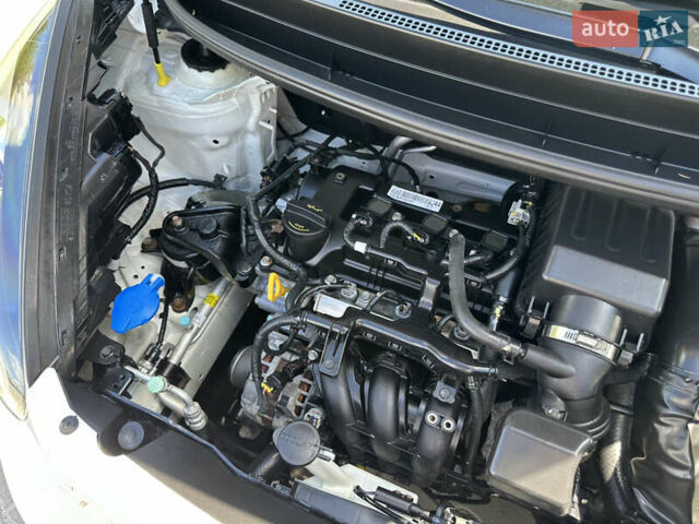 Белый Киа Пиканто, объемом двигателя 1 л и пробегом 134 тыс. км за 6800 $, фото 21 на Automoto.ua