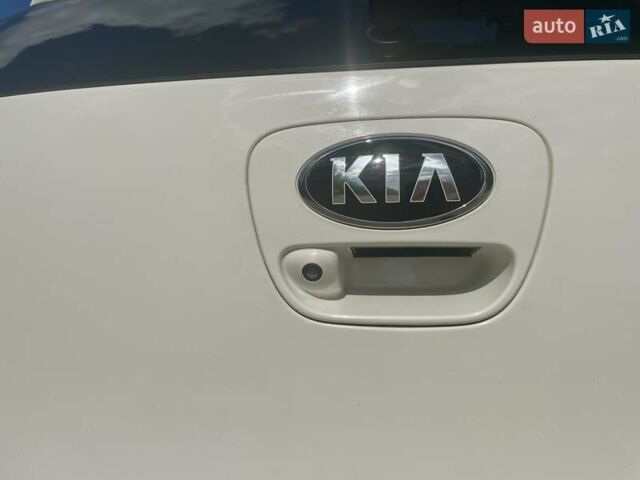 Белый Киа Пиканто, объемом двигателя 1.25 л и пробегом 106 тыс. км за 14900 $, фото 5 на Automoto.ua