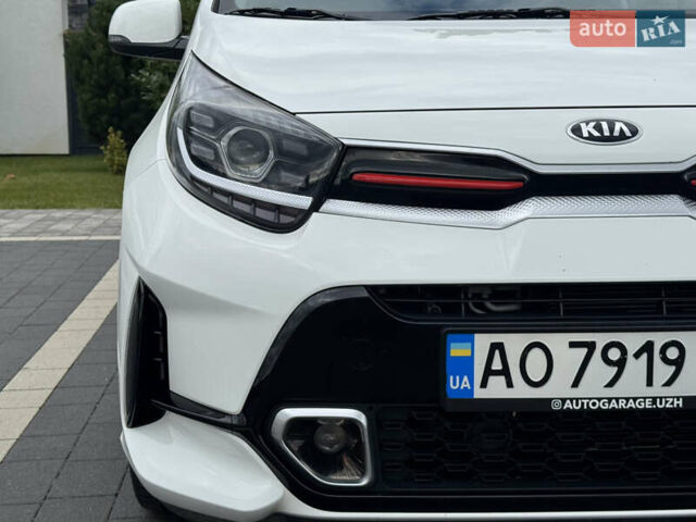 Білий Кіа Піканто, об'ємом двигуна 1 л та пробігом 30 тис. км за 15550 $, фото 14 на Automoto.ua