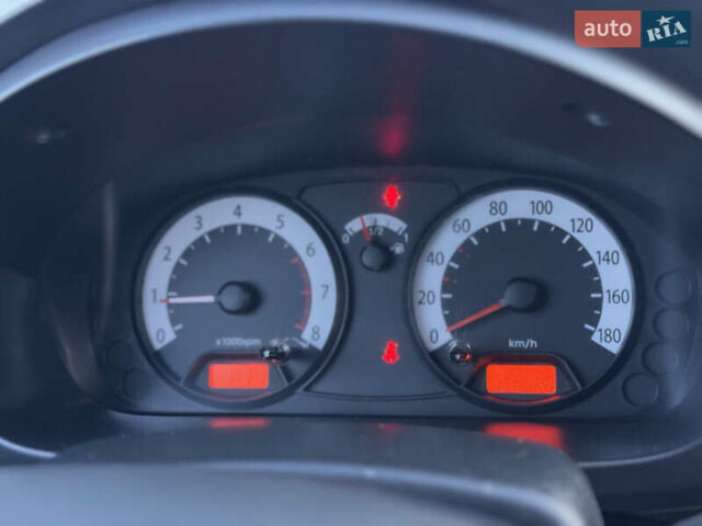 Бежевий Кіа Піканто, об'ємом двигуна 1.1 л та пробігом 158 тис. км за 6390 $, фото 24 на Automoto.ua