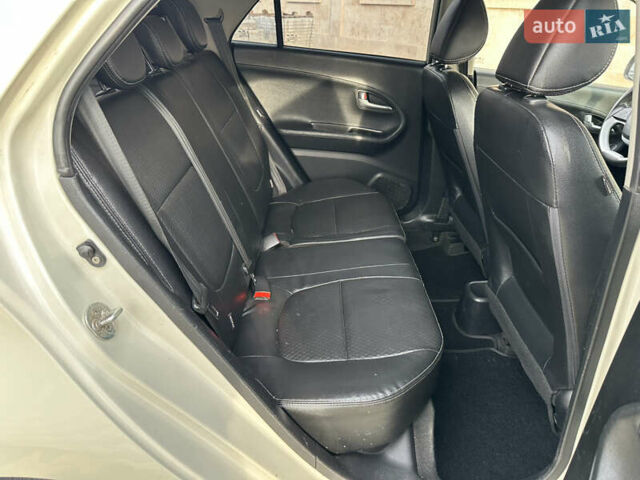 Бежевый Киа Пиканто, объемом двигателя 1 л и пробегом 172 тыс. км за 7300 $, фото 30 на Automoto.ua