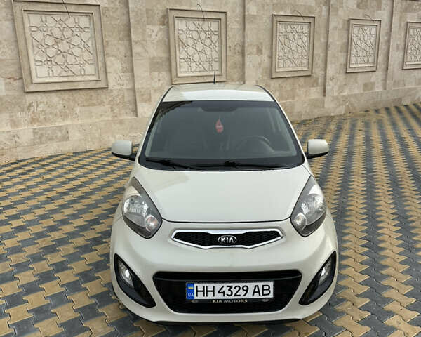 Бежевый Киа Пиканто, объемом двигателя 1 л и пробегом 172 тыс. км за 7300 $, фото 3 на Automoto.ua