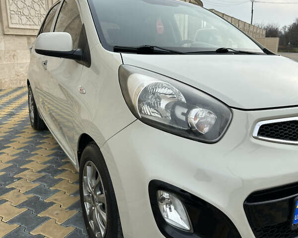 Бежевый Киа Пиканто, объемом двигателя 1 л и пробегом 172 тыс. км за 7300 $, фото 4 на Automoto.ua