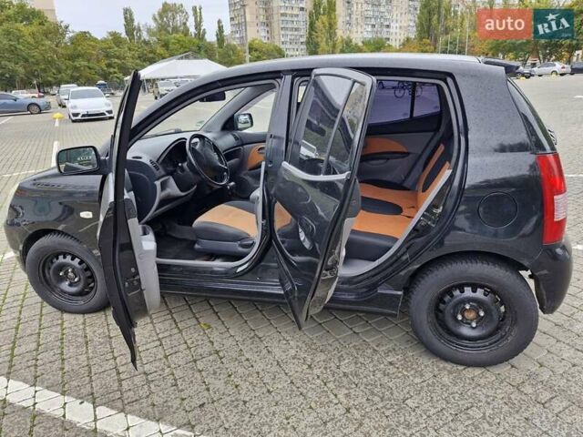 Чорний Кіа Піканто, об'ємом двигуна 1.09 л та пробігом 148 тис. км за 5300 $, фото 2 на Automoto.ua