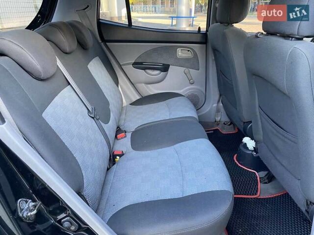 Чорний Кіа Піканто, об'ємом двигуна 1.09 л та пробігом 138 тис. км за 5800 $, фото 17 на Automoto.ua