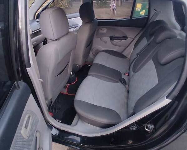 Чорний Кіа Піканто, об'ємом двигуна 1 л та пробігом 138 тис. км за 5499 $, фото 1 на Automoto.ua