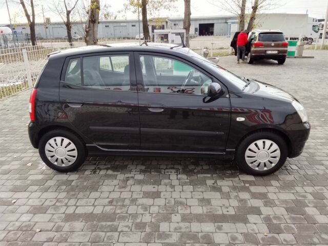 Чорний Кіа Піканто, об'ємом двигуна 1.1 л та пробігом 28 тис. км за 5300 $, фото 7 на Automoto.ua