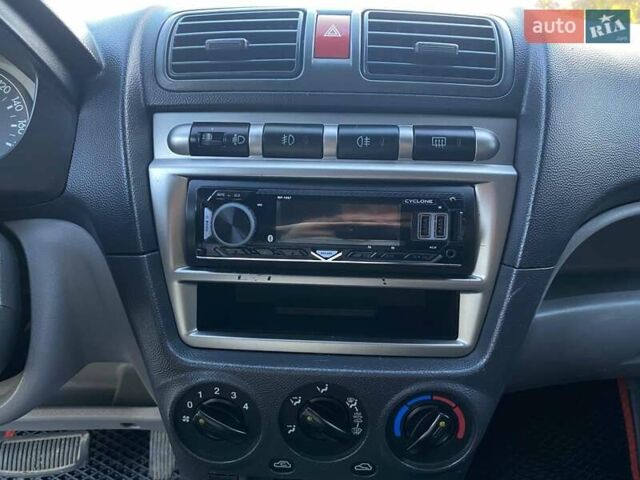 Чорний Кіа Піканто, об'ємом двигуна 1.09 л та пробігом 138 тис. км за 5800 $, фото 24 на Automoto.ua