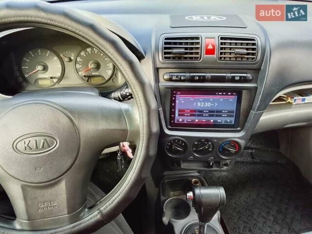 Чорний Кіа Піканто, об'ємом двигуна 1.09 л та пробігом 285 тис. км за 5300 $, фото 6 на Automoto.ua
