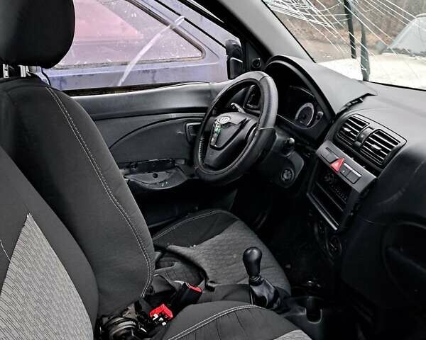 Чорний Кіа Піканто, об'ємом двигуна 1.09 л та пробігом 97 тис. км за 900 $, фото 3 на Automoto.ua