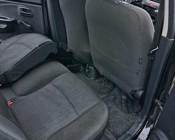 Чорний Кіа Піканто, об'ємом двигуна 1.09 л та пробігом 97 тис. км за 900 $, фото 5 на Automoto.ua