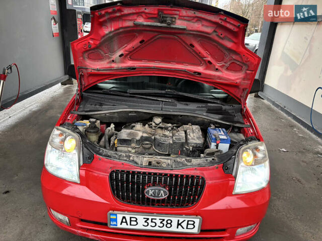 Красный Киа Пиканто, объемом двигателя 1.1 л и пробегом 181 тыс. км за 3800 $, фото 29 на Automoto.ua