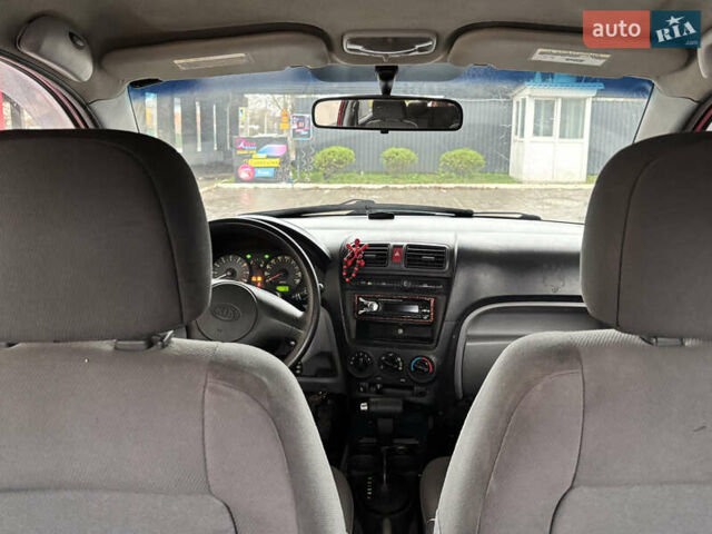 Красный Киа Пиканто, объемом двигателя 1.1 л и пробегом 181 тыс. км за 3800 $, фото 22 на Automoto.ua