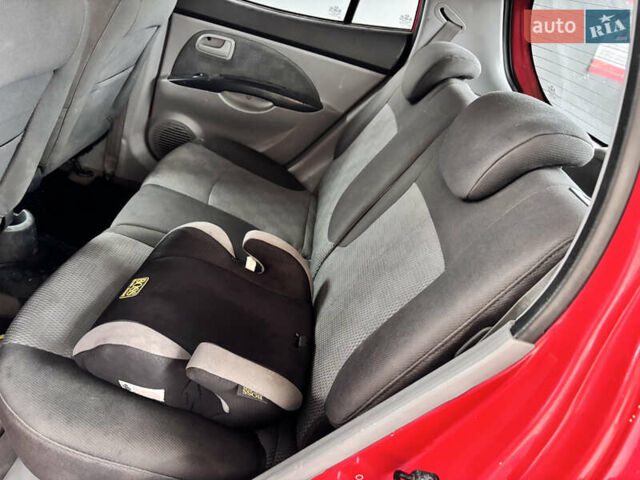 Красный Киа Пиканто, объемом двигателя 1.1 л и пробегом 181 тыс. км за 3800 $, фото 24 на Automoto.ua