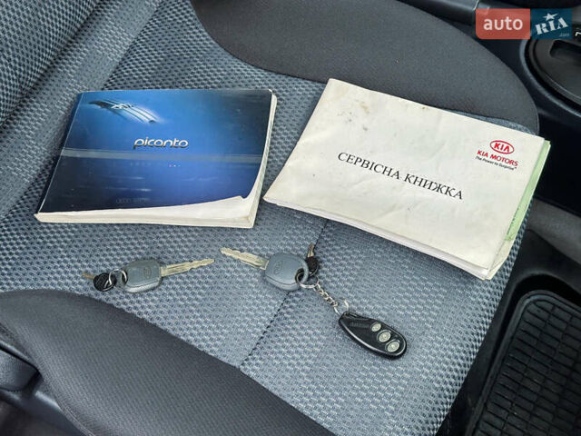 Красный Киа Пиканто, объемом двигателя 1.1 л и пробегом 138 тыс. км за 4333 $, фото 17 на Automoto.ua