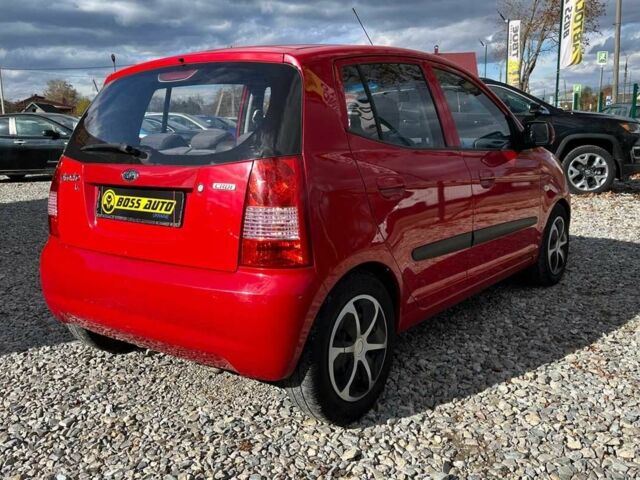 Красный Киа Пиканто, объемом двигателя 1.1 л и пробегом 188 тыс. км за 3700 $, фото 4 на Automoto.ua