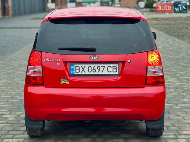 Красный Киа Пиканто, объемом двигателя 1.1 л и пробегом 138 тыс. км за 4333 $, фото 4 на Automoto.ua